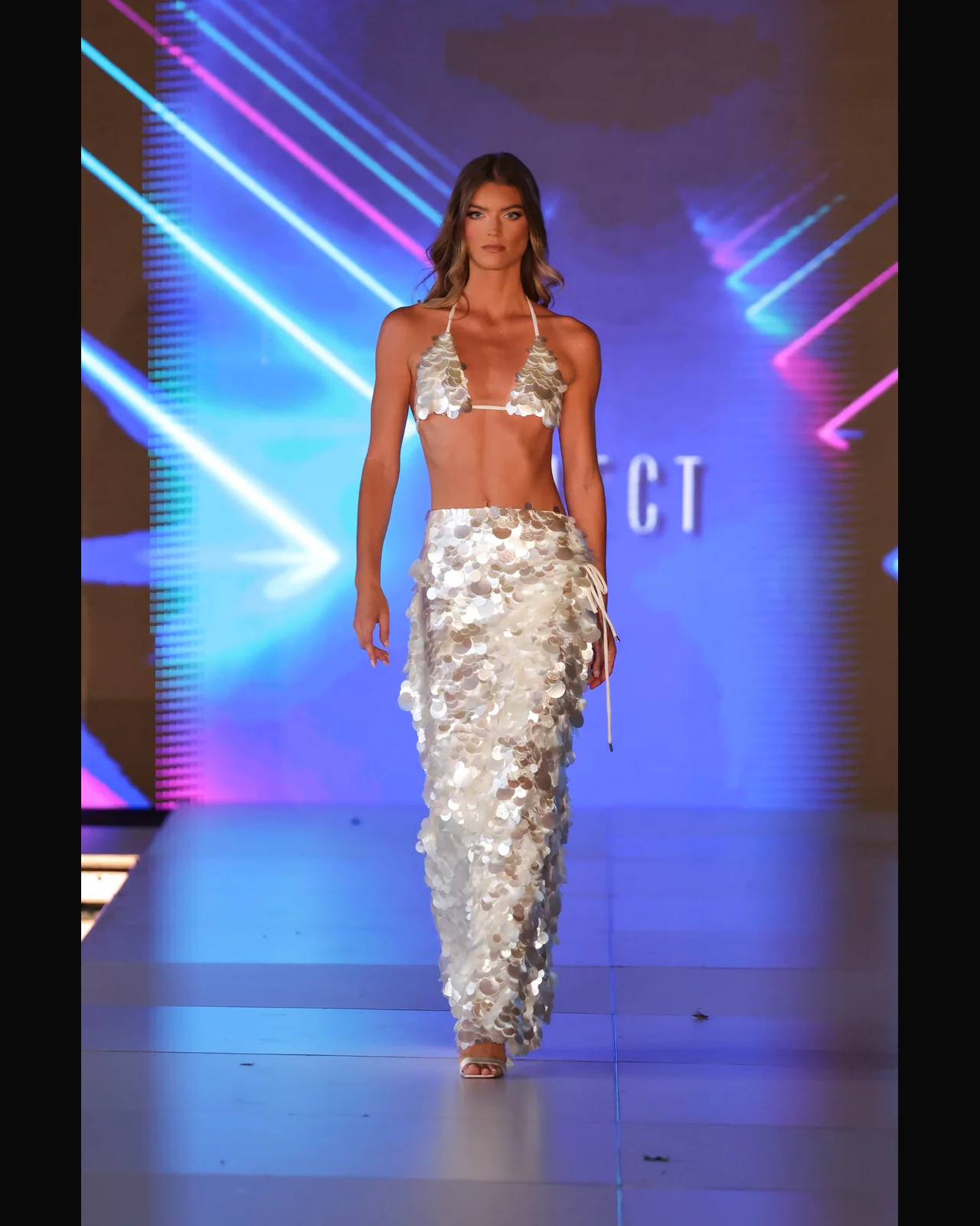 Nur Karaata designer profile and runway archive